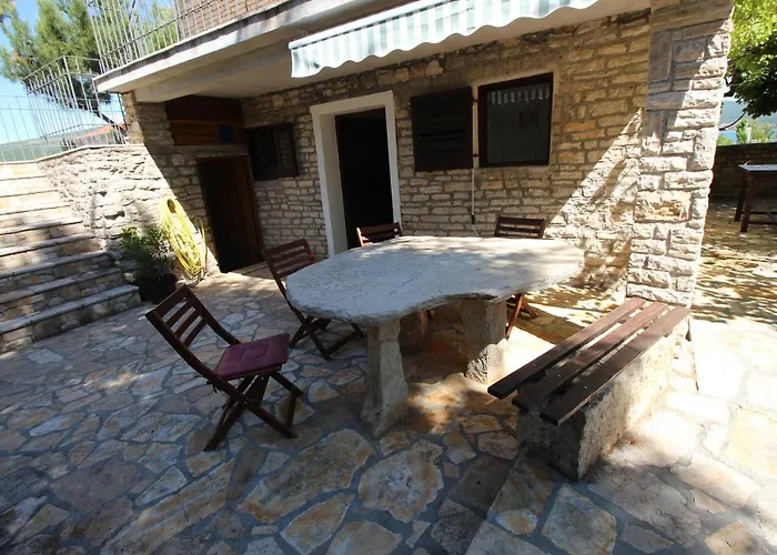 Stone House Skrivena Nyaraló