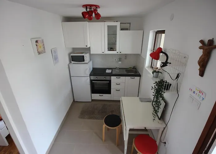 Stone House Skrivena Дом отдыха Pridraga