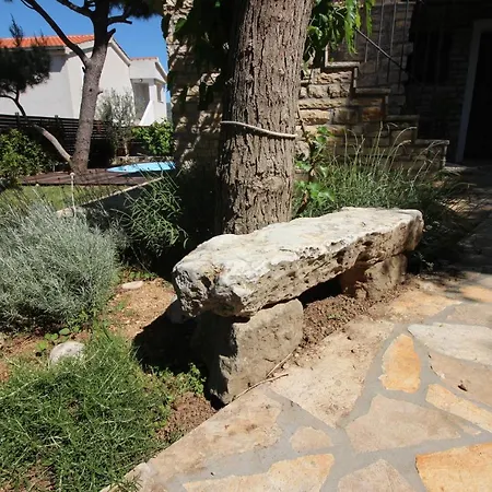 Stone House Skrivena Pridraga