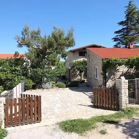 Stone House Skrivena Vikendica *
